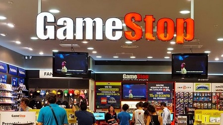 GameStop chiude punti vendita