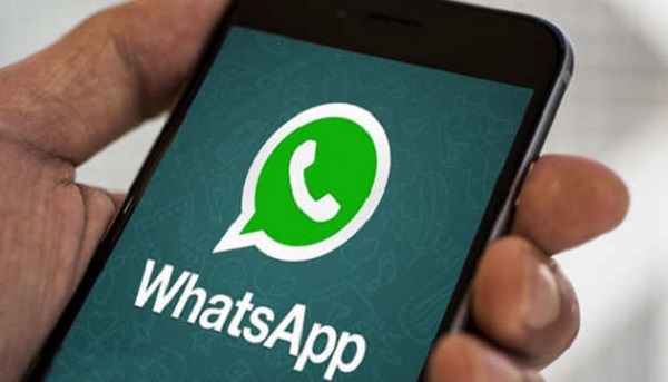  WhatsApp le app per spiare i contatti