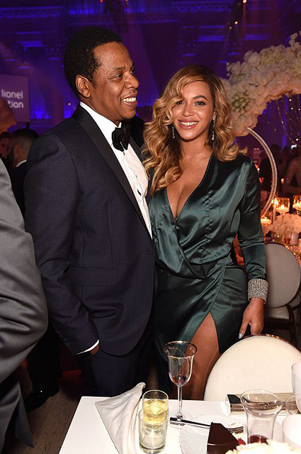 Beyoncé e Jay Z alla prima uscita pubblica dopo la nascita dei gemellini 