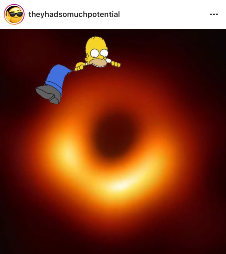 meme buco nero